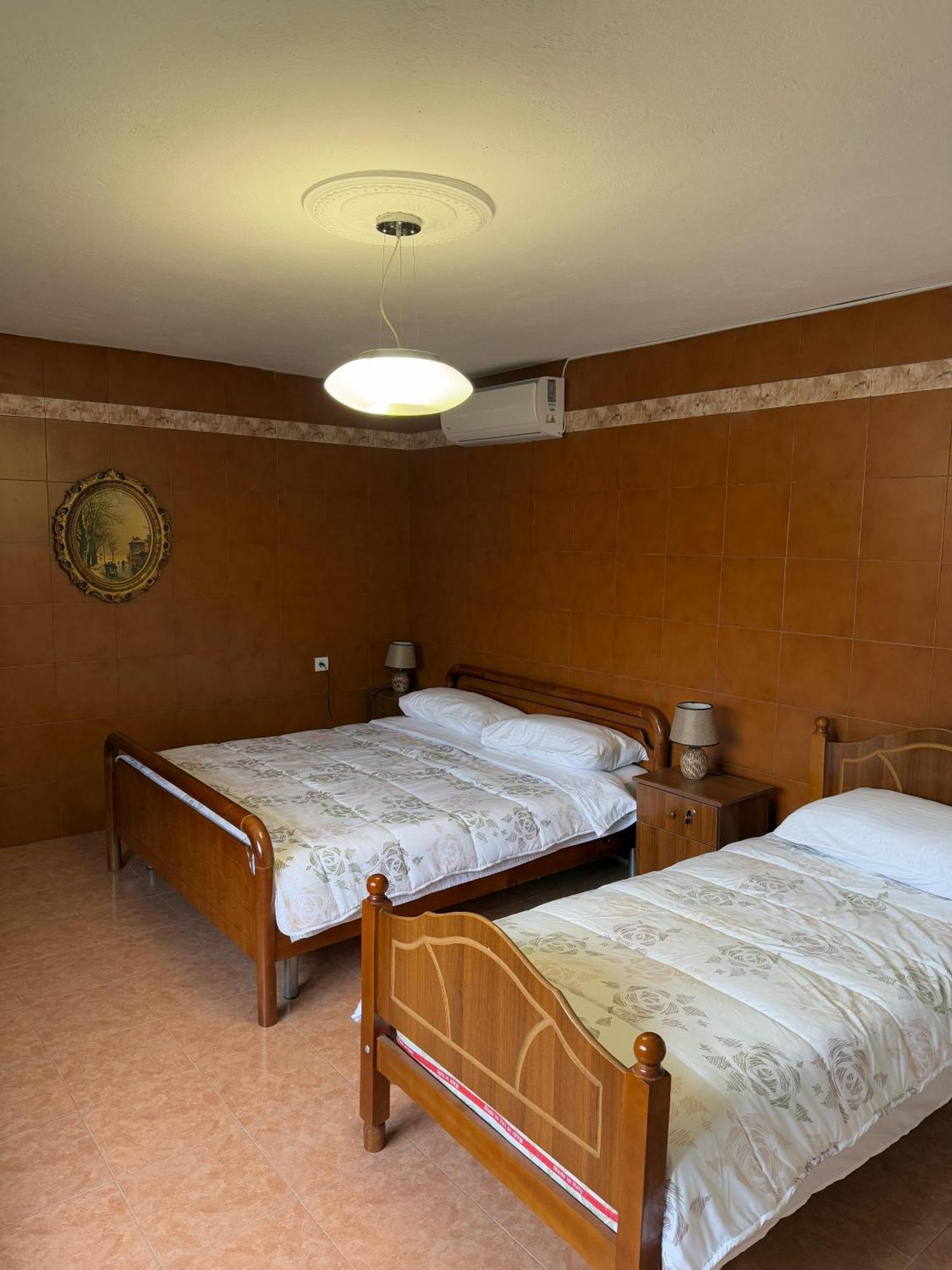 Shkodra Guest House 2 Exterior foto