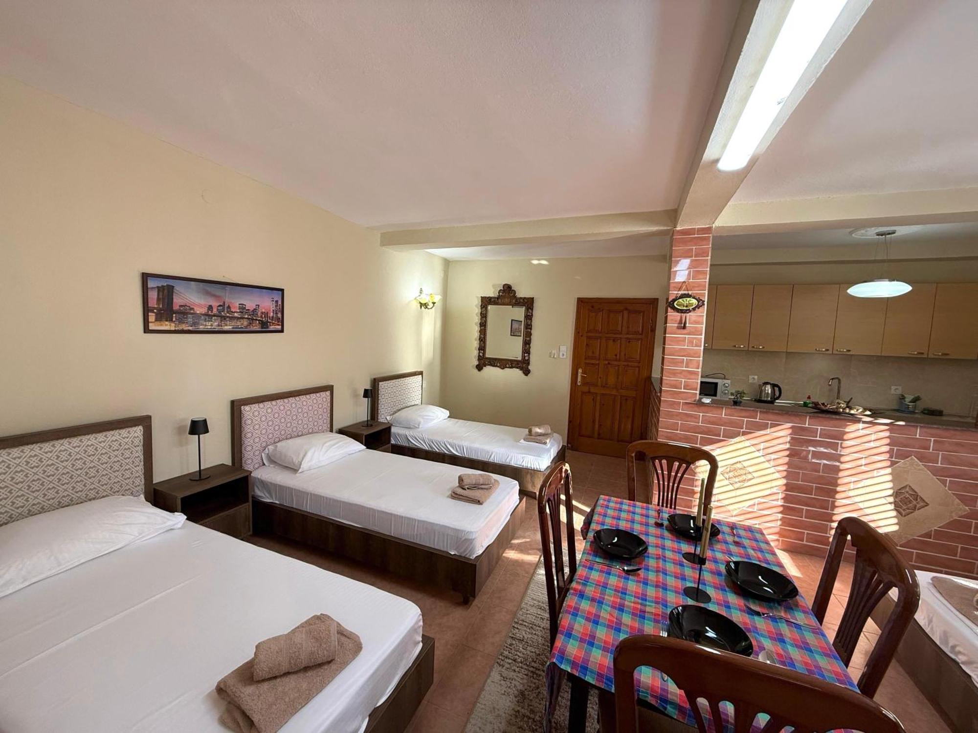 Shkodra Guest House 2 Exterior foto