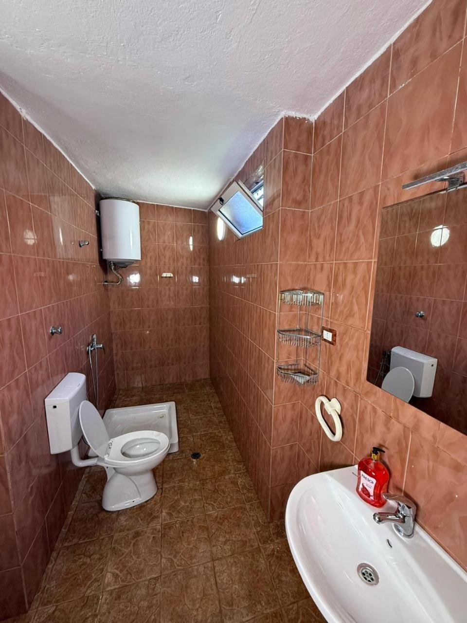 Shkodra Guest House 2 Exterior foto